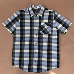 NWOT Shaun White Boys button down shirt